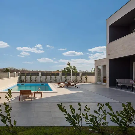Villa Magnificent Luxury Dominic